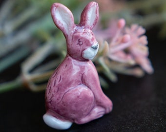 Pearl pink Rabbit Brooch, Bunny pin, Handmade hare brooch, Aesthetic Minimalist pin, Cute animal, Gift for her, Outfit decor, Polymer clay