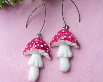 Pink Mushroom Dangle Earrings – Handmade Polymer Clay Toadstool Jewelry, Amanita Earrings, Cottagecore Fairycore Quirky Whimsical Gift