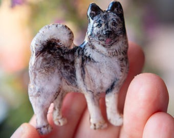 Handmade Norwegian Elkhound Pin, Realistic Dog Brooch, Norwegian Elkhound Gift, Breed Lover Jewelry, Collectible Dog Accessory