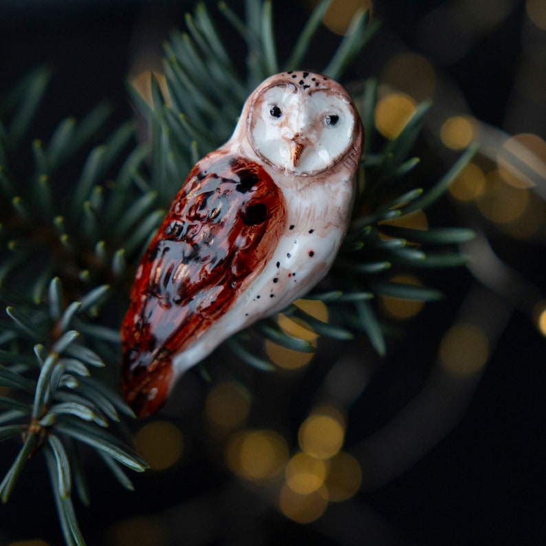 Barn owl brooch/ White bird aesthetic minimalist pin/ Fantasy Jewellery pin/ Polar owl jewelry/ Magnificent outfit decor/ Teachers gift image 2