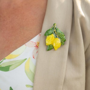 Lemon Branch Brooch/ Handmade Polymer Clay Citrus Pin/ Yellow Fruit Jewelry/ Summer Vegan Gift/ Foodie Jewelry/ Nature Inspired Accessory