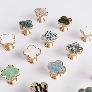 Four leaf Clover Knobs - Closet Door Knobs - Cupboard Hardware Decor - Drawer Handles