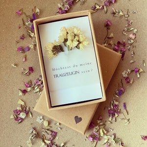 Geschenkbox Trauzeugin / Brautjungfer / Bridesmaid, Hochzeit, Trockenblumen, FELDLIEBE Bild 6