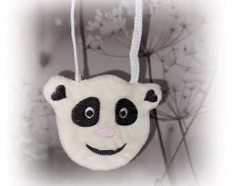 Embroidery file ITH wallet Panda mini for the 10 x 10 cm frame as a gift