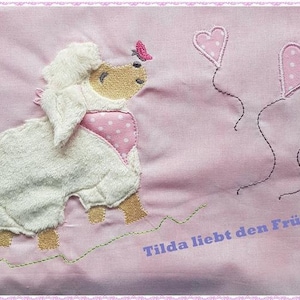Stickdatei Schaf, Applikation, Frühling, ITH, Stickdatei 18x30er Rahmen, Geburt, Kissen,