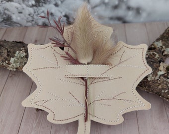 Embroidery file ITH Autumn and Christmas embroider a maple leaf and a star for the 13 x 18 cm frame