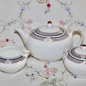 Wedgwood Waverley - Etsy