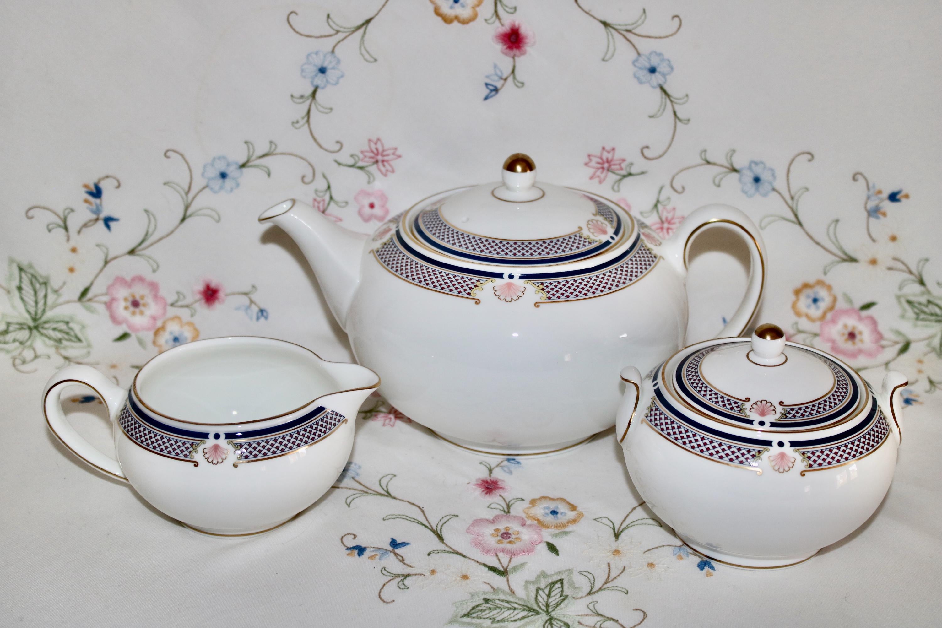 Wedgwood blue teapot - Etsy 日本