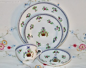 Aynsley Belgrave Square Breakfast Set