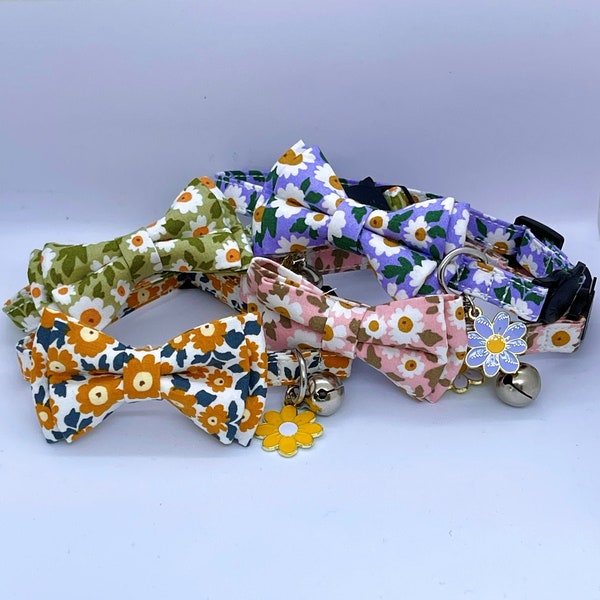 Daisy CAT COLLAR with Pendant and Bell