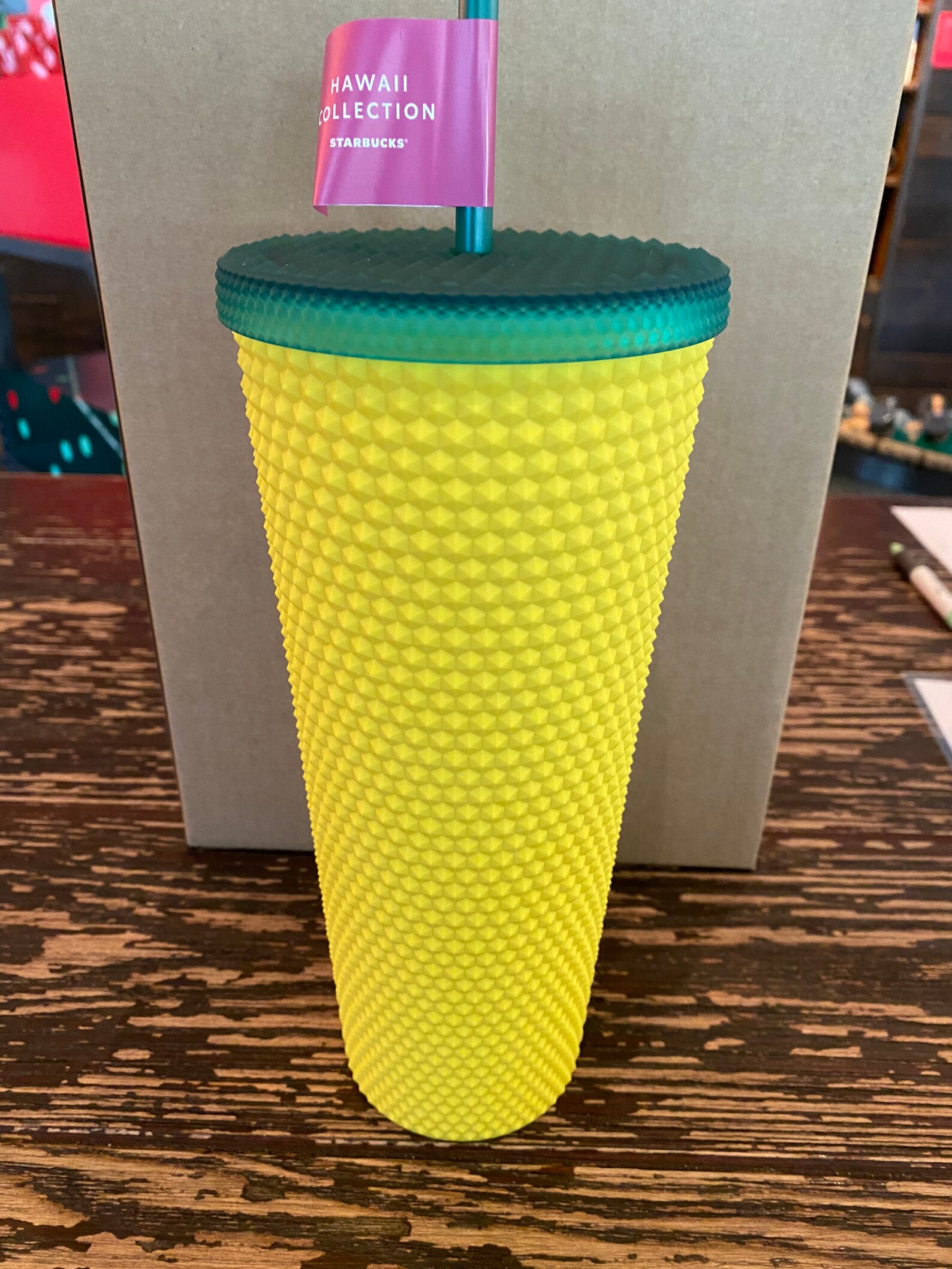 starbucks 2020 hawaii exclusive collection matte studded pineapple 24oz tumbler