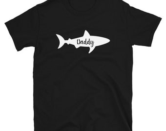 Daddy shark shirt, Shark Dad, Gift for Fathers Unisex T-Shirt