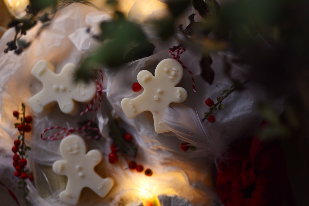 Gingerbread Man Candle Scented Christmas Wax Melt Handmade Etsy UK