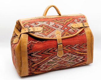 Vintage weekender Bag, boho kilim Bag, moroccan kilim Bag, Handmade Travel Bag, Unisex Bohemian Bag, Duffel Bag, carpet bag, hippie bag