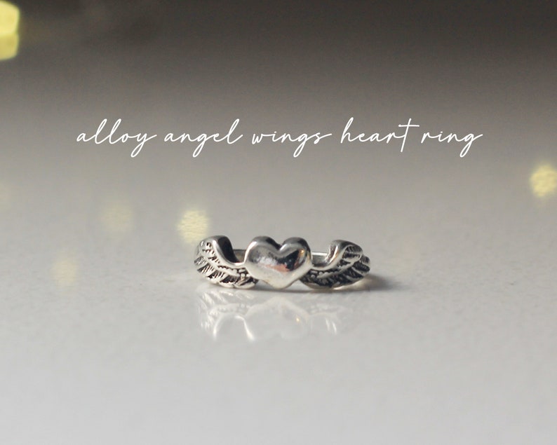 Adjustable Angel Wings Heart Ring: Antique Silver Zinc Alloy (US3-US7) image 1