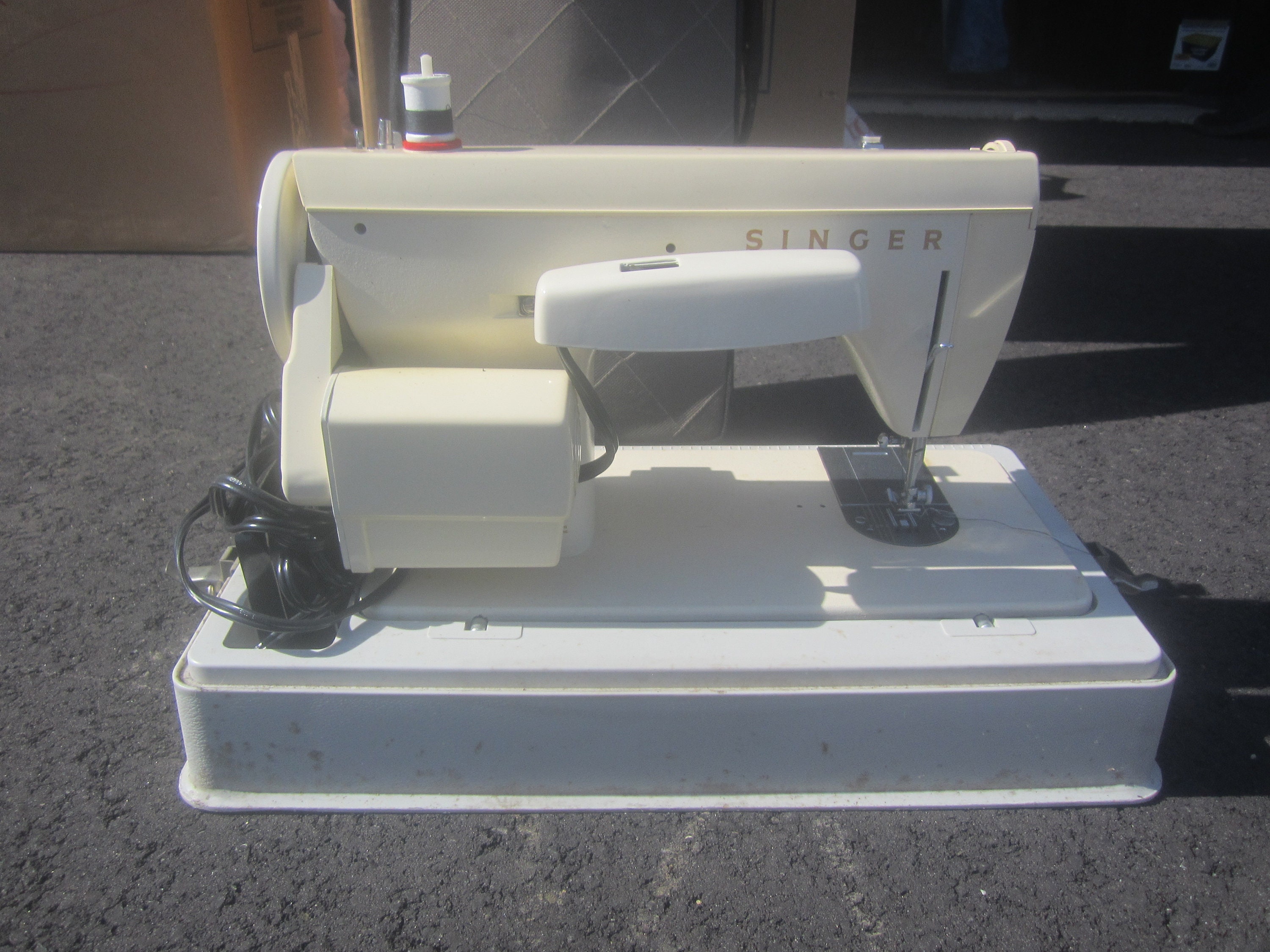 Vtg SINGER SEWING MACHINE 247 Model Portable W/case Etsy