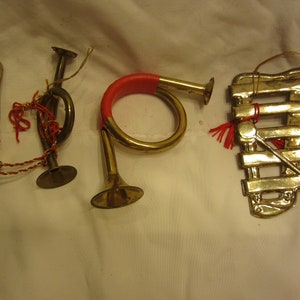 VTG 70&#39;S Metal & bronze ornaments, set of 4, musical instruments