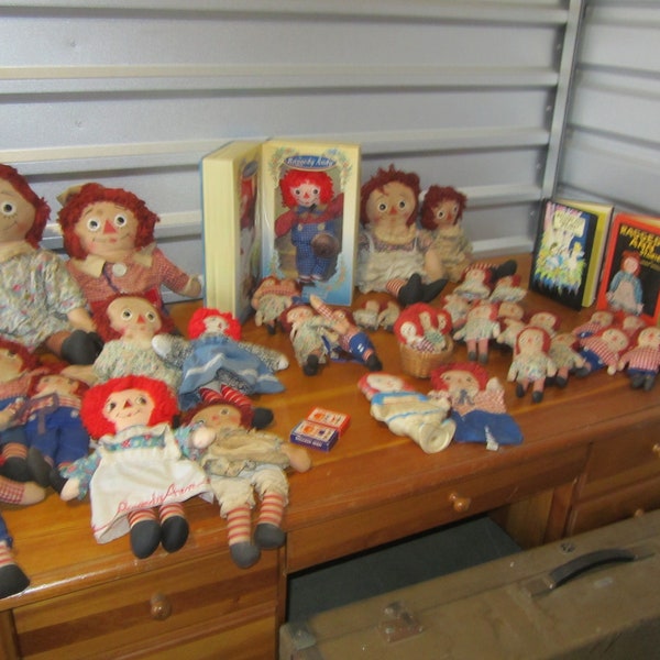 Rare Vtg Collection of RAGGEDY ANN & ANDY Dolls, Memorabilia, 40 Items in all