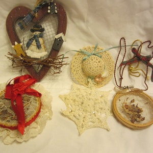 VTG 70&#39;S TO 80&#39;S Rustic/Farmhouse style ornaments, set of 6