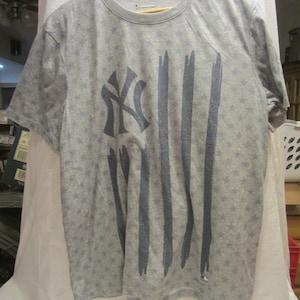 MLB Genuine Merchandise, NY Yankees Graphic T, XL