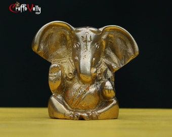 ガネーシャ像の展示品。小さなガネーシャ神、ヒンドゥー教の神