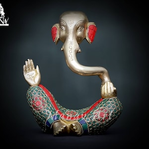 Brass Ganesha Statue, 15CM Ganesh statue, Brass Ganesha idol, Brass Ganpati Figurines, Modern Ganesha for Home, Decor, Office corner gifts.