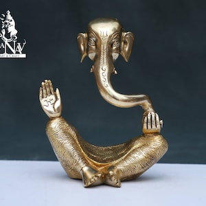 Statua di Ganesha in ottone: idolo indù fatto a mano, decorazione per la casa (15 cm)