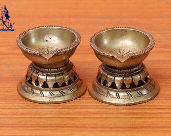 Brass Lotus Diya: 6 CM Pooja Oil Lamp for Temple Decor