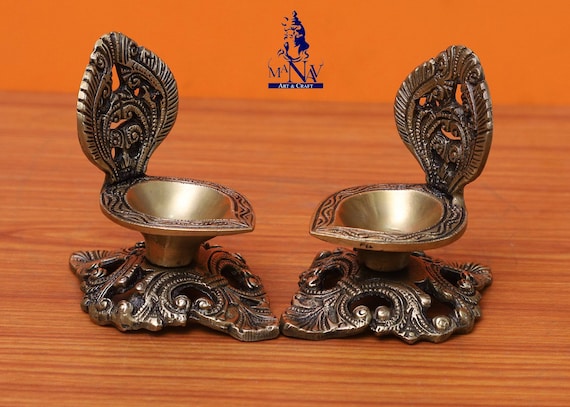 Puja Öllampe (Diya) Aus Messing | Höhe 6,1 Cm, Fasst Bis 30 Ml Öl | Für Hinduistische Rituale & Dekoration