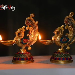 Two Moustaches Ganesha Wandbehang Aus Messing Mit Glocken – 23,7 Cm, Bunte Edelsteinarbeit, Diya Öllampe