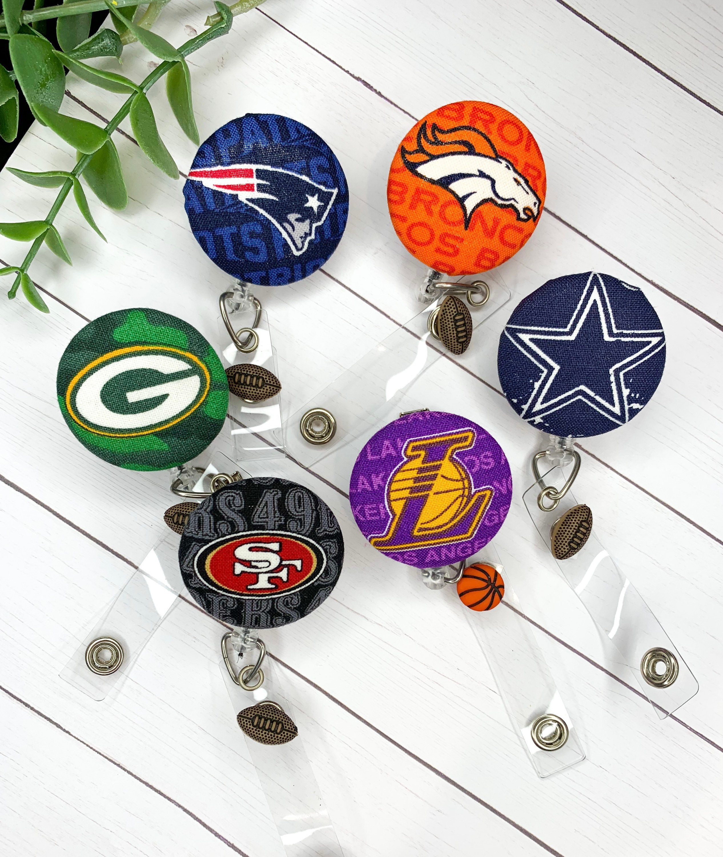 2536円 高品質の人気 ウィンクラフト フットボール NFL アメリカ USA 全米 メジャー Chicago ベアーズ Badge Reel 2536円 高品質の人気 ウィンクラフト フットボール NFL アメリカ USA 全米 メジャー Chicago ベアーズ Badge Reel