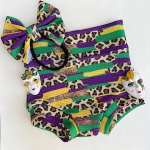 2pc. Mardi Gras Baby Girl Outfit/Purple, Green and Gold Mardi Gras Bummie and Bow Set/Leopard Bummie Set/High Waisted Bummie/Shorts/Shorties