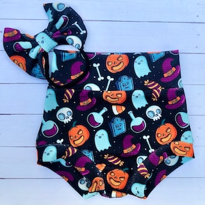 Halloween High Waisted Baby Bummie and Bow Outfit /Girl High Waisted Halloween Bummie/Halloween Bummies/Shorts/Shorties/Diaper Cover/Bows