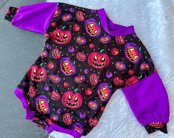 Halloween t Shirt Romper/Baby Pumpkin Tees/Baby Halloween/ Romper/Bodysuit/Sweatshirt/Bubble tee/Halloween Outfit/My 1st Halloween/Baby Tees