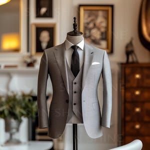 Premium LIGHT GREY 3 Piece Suit with Classic Finish Three Piece Slim Fit Suit For Men&#39;s, Groom & Groomsmen Suit For Wedding and party Events