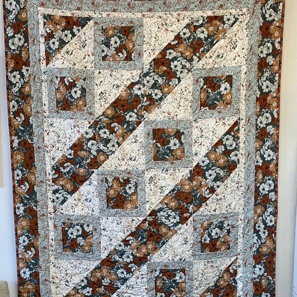 Wallflowers Throw Quilt