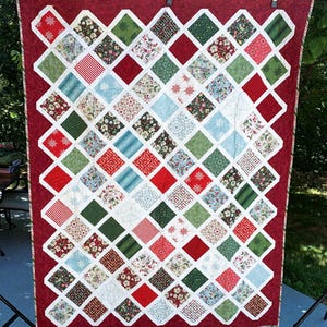 Christmas Diamonds Quilt