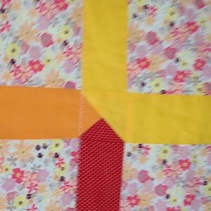 Twin Size Floral Quilt