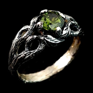 Unique Peridot ring, Dainty branch and leaves Peridot ring, Flower on the twig ring, Wild Peridot ring, Unusual engagement ring for her