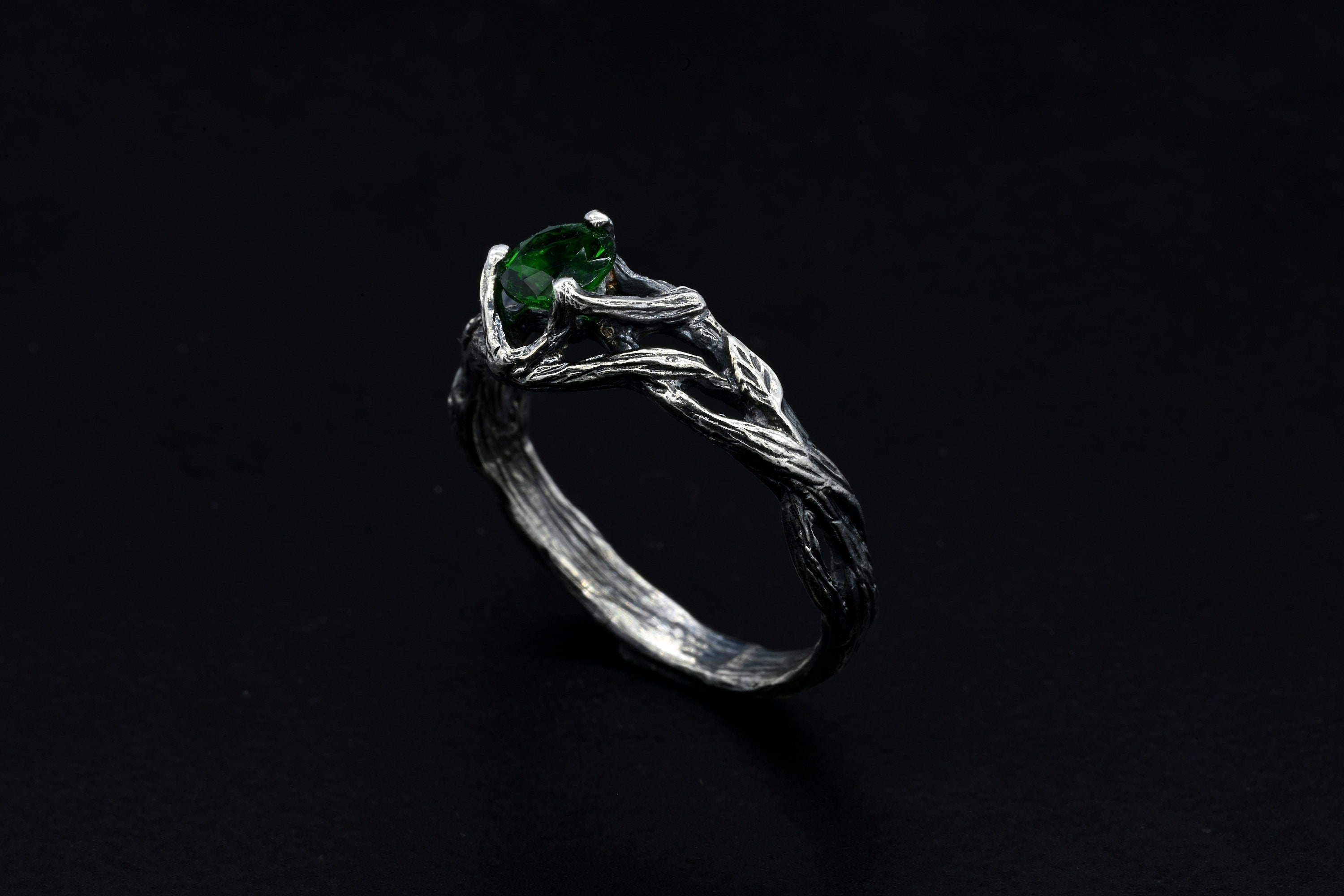 Gothic Emerald Witch Wedding Ring - Natural Emerald Ring - Sterling