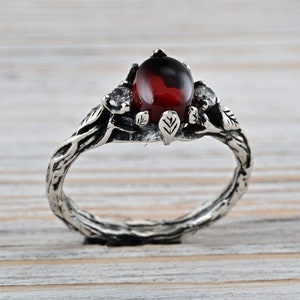 Garnet Silver Ring - Elegant Handcrafted Gemstone Band, Artisan Women&#39;s Jewelry