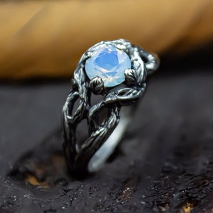 Moon Ring Sterling Silver, Moonstone Ring, Moonstone Jewelry, Engagement Ring Celestial Jewelry, Triple Moon Phase Ring