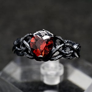 Garnet Celtic Knot Ring - Sterling Silver Handcrafted, Garnet Heart Ring, Symbol of Eternal Love, Ideal Gift for Her
