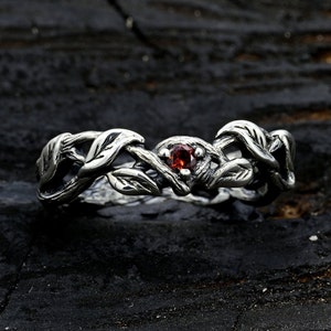 Celtic Garnet silver ring, Tiny branch silver ring with garnet, Celtic knot silver engagement ring, Women's celtic sterling silver ring