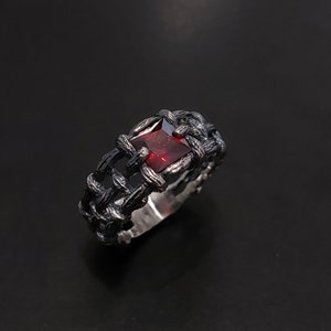 Inferno Garnet Fortress Ring – Sterling Silver Band with Princess-Cut Red Garnet and Chain-Link Detailing