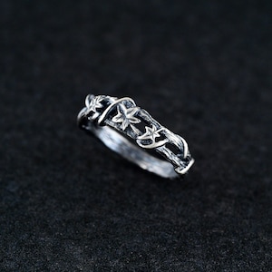 Sterling Silver Leaf Vine Ring, Nature-Inspired Jewelry, Handmade Woodland Band, Rustic Botanical Ring, Celtic Elven Ring for Women