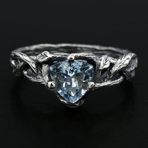 Unique Topaz twig ring, Sterling silver branch engagement ring with Topaz, Vintage style engagement ring, Nature Topaz ring, Gift for her