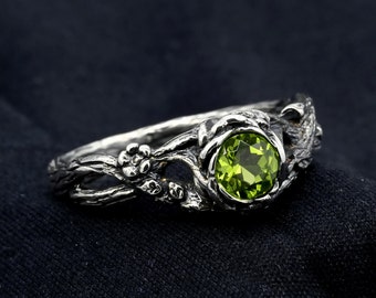 Dainty leaves and branch Peridot ring, Flower on the twig ring, Wild nature ring, Unique peridot ring, Unusual engagement ring for her