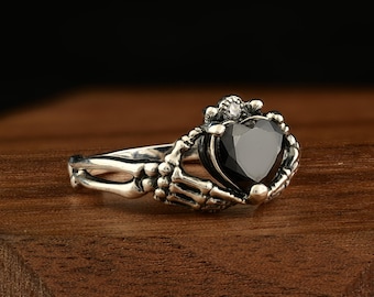 Claddagh engagement Black onyx ring, Gothic Irish jewelry, sterling silver wedding or anniversary gift, romantic skull skeleton hand design