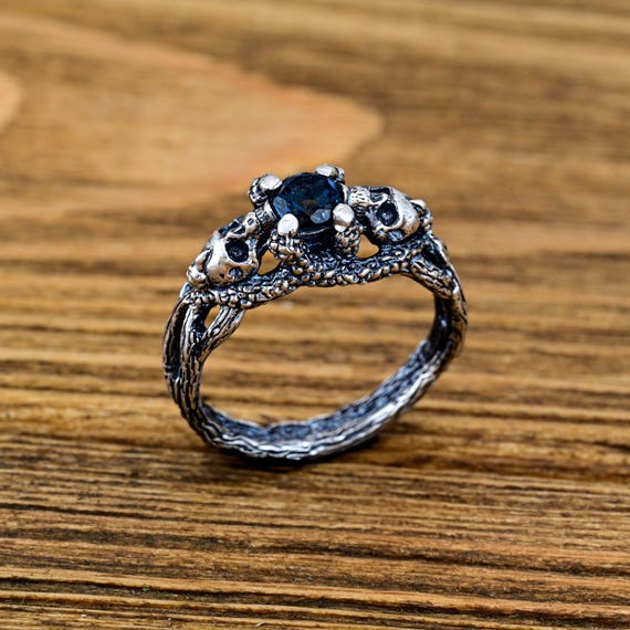 Piedras Preciosas Anillo De Compromiso Calavera Anillo Banda - Main Image